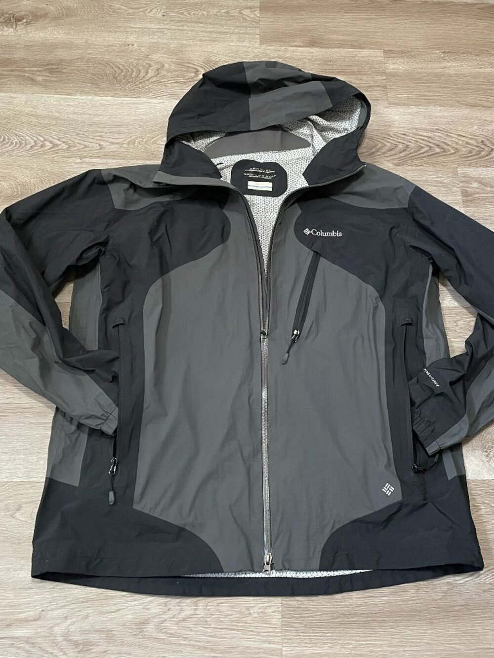 Omni-Dri Windbreaker